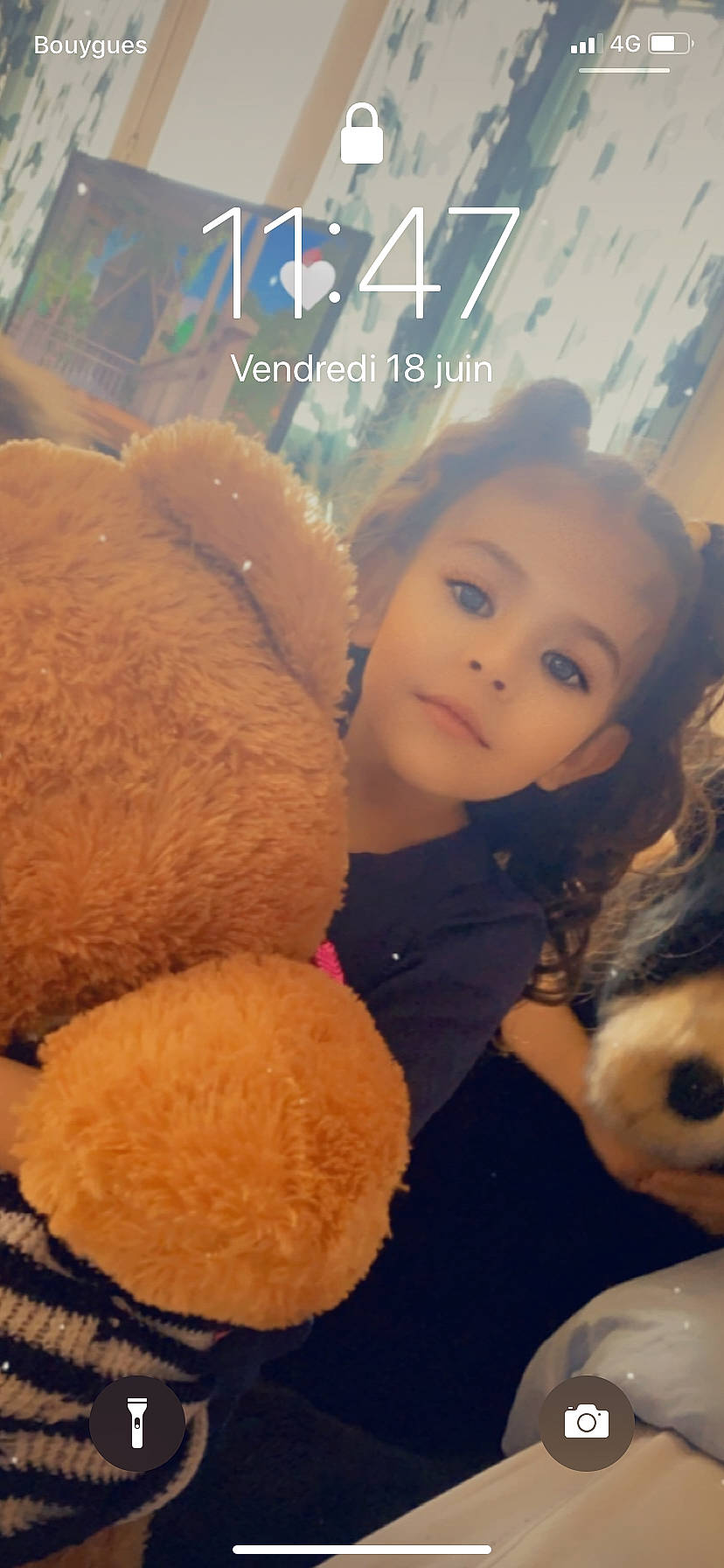 Jennah participe au concours pour gagner de l'argent avec cette photo : cheek, child, facial_expression, felidae, fun, fur, happy, head, hug, mammal, nose, person, plush, skin, sky, small_to_medium_sized_cats, stuffed_toy, teddy_bear, toddler, toy