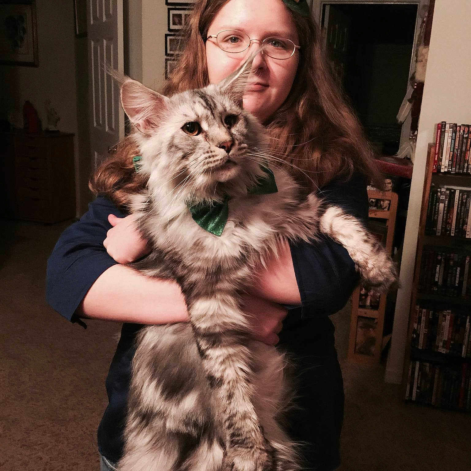 Simon is registered to the contest to win money with this photo: