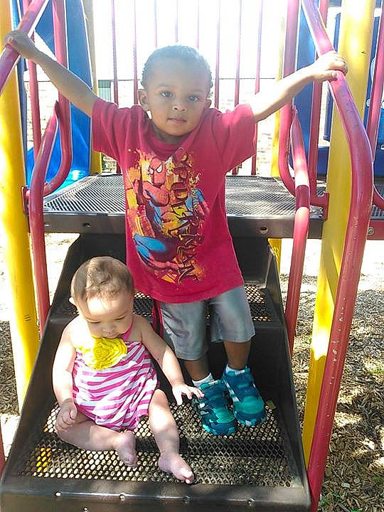 Deran Henton is registered to the contest to win money with this photo: