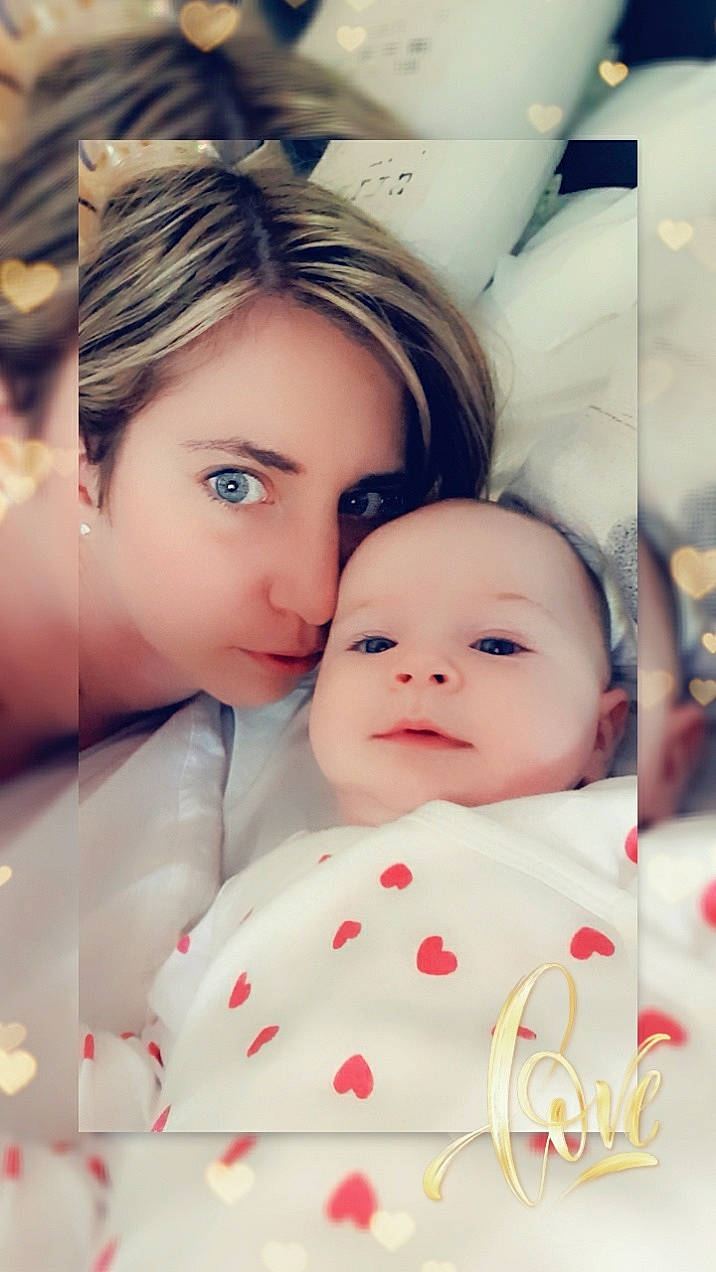 Ylana participe au concours pour gagner de l'argent avec cette photo : baby, beauty, cheek, child, eye, face, happy, lip, love, person, photography, skin, smile, toddler