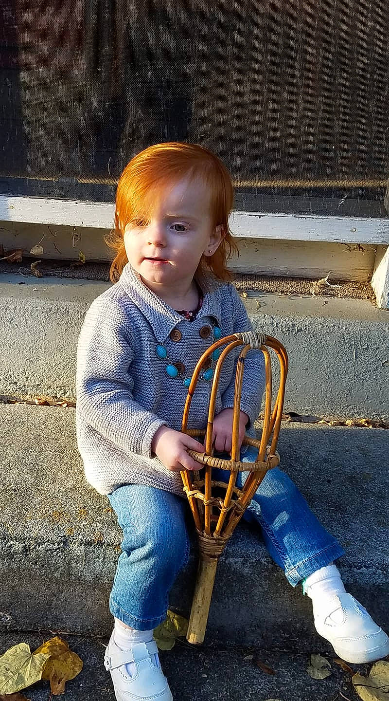 Carolyn is registered to the contest to win money with this photo: child, person, sitting, smile, toddler