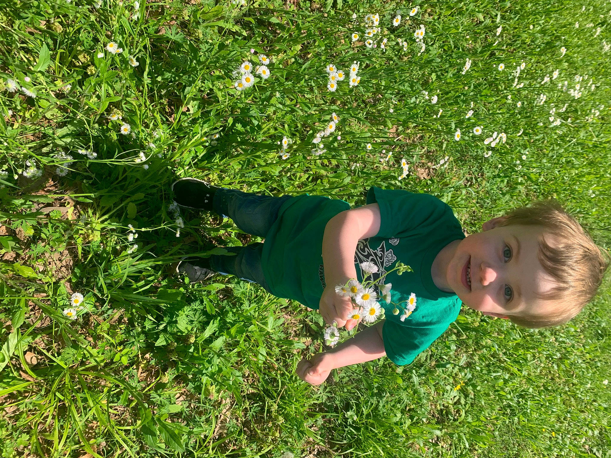 Kent joined the competition — help win amazing prizes! flower, garden, gardening, grass, grass_family, grassland, groundcover, happy, joy, lawn, leisure, meadow, pasture, people_in_nature, person, plant, prairie, shrub, soil, t_shirt