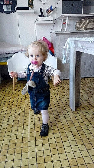 Ruby a rejoint le concours — aidez-le/la à gagner de superbes lots ! child, day, floor, flooring, fun, girl, person, play, product, toddler