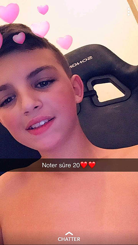 Driss a rejoint le concours — aidez-le/la à gagner de superbes lots ! beauty, black_hair, cheek, chin, cool, ear, eye, eyebrow, eyelash, face, forehead, head, joy, lip, mouth, neck, nose, person, photography, selfie