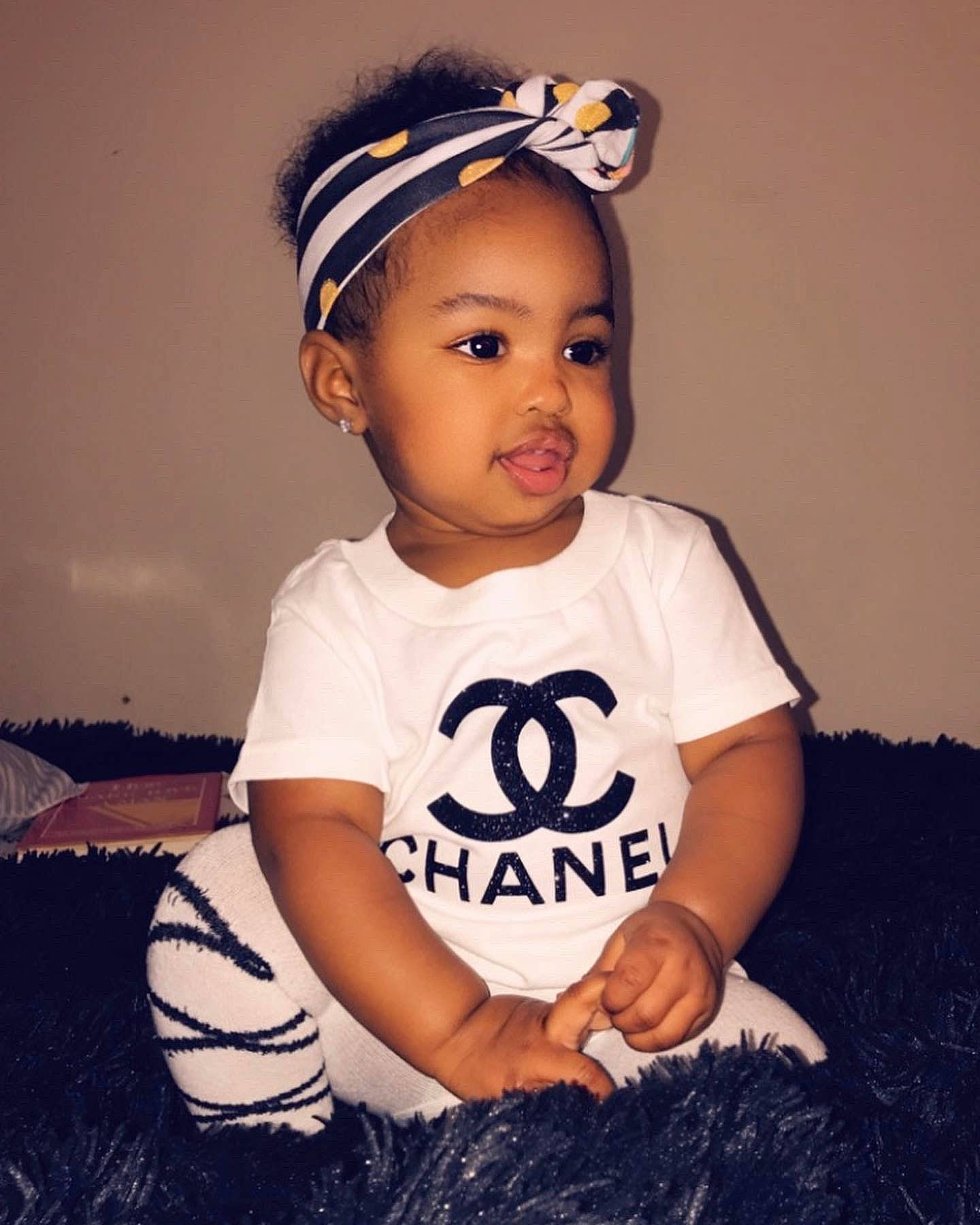 Aubrielle is registered to the contest to win money with this photo: baby, baby_products, baby_toddler_clothing, child, child_model, cool, costume_accessory, eye, fur, glove, hair_accessory, headband, headgear, headpiece, mouth, person, stuffed_toy, tiara, toddler