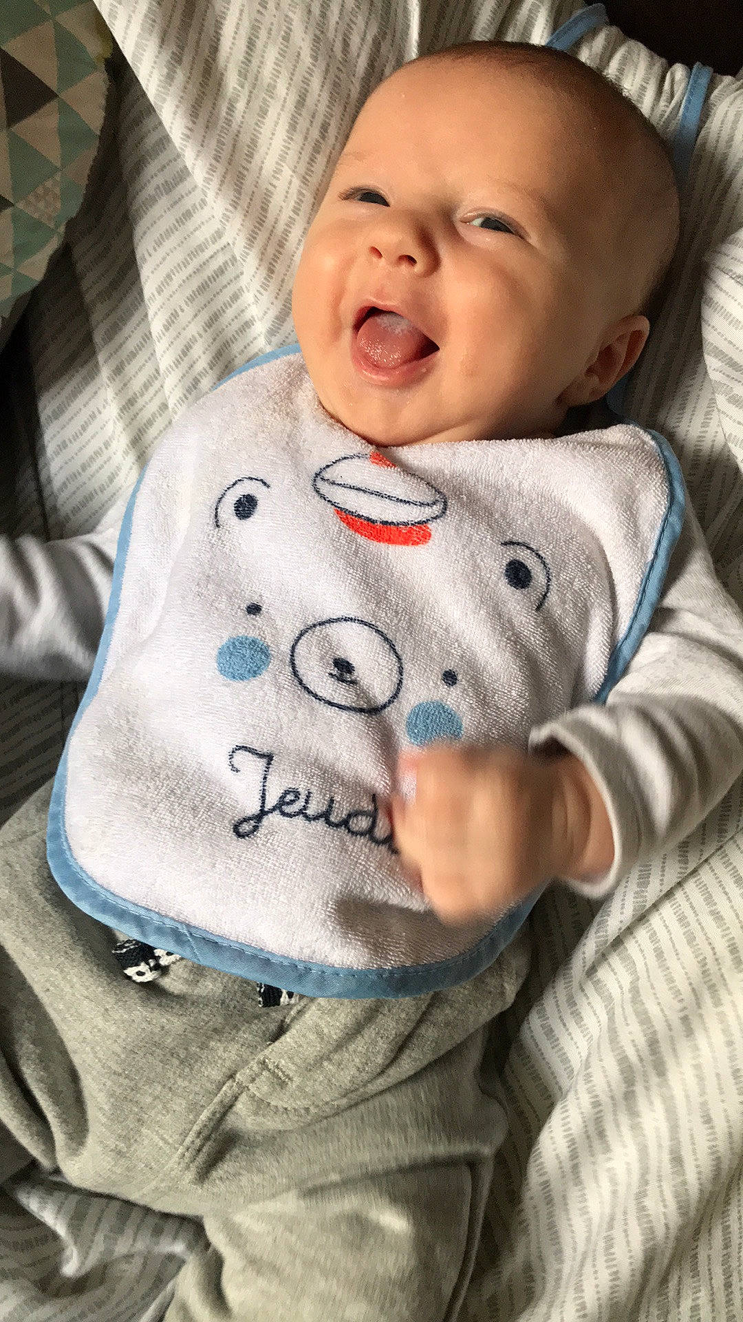 Timothée participe au concours pour gagner de l'argent avec cette photo : baby, baby_products, cheek, child, facial_expression, lip, male, nose, person, product, smile, toddler