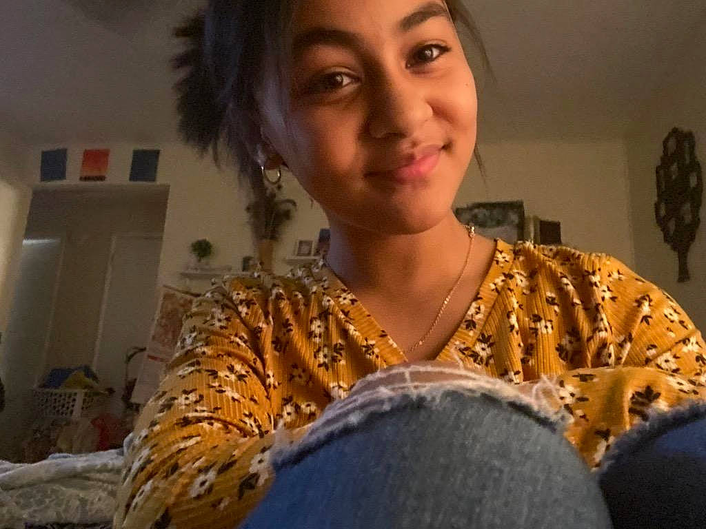 Jazzmein joined the competition — help win amazing prizes! abdomen, couch, event, eye, fashion_accessory, fashion_design, feather, felidae, fun, fur, fur_clothing, hair, head, jaw, jewellery, joy, pattern, person, room, sitting