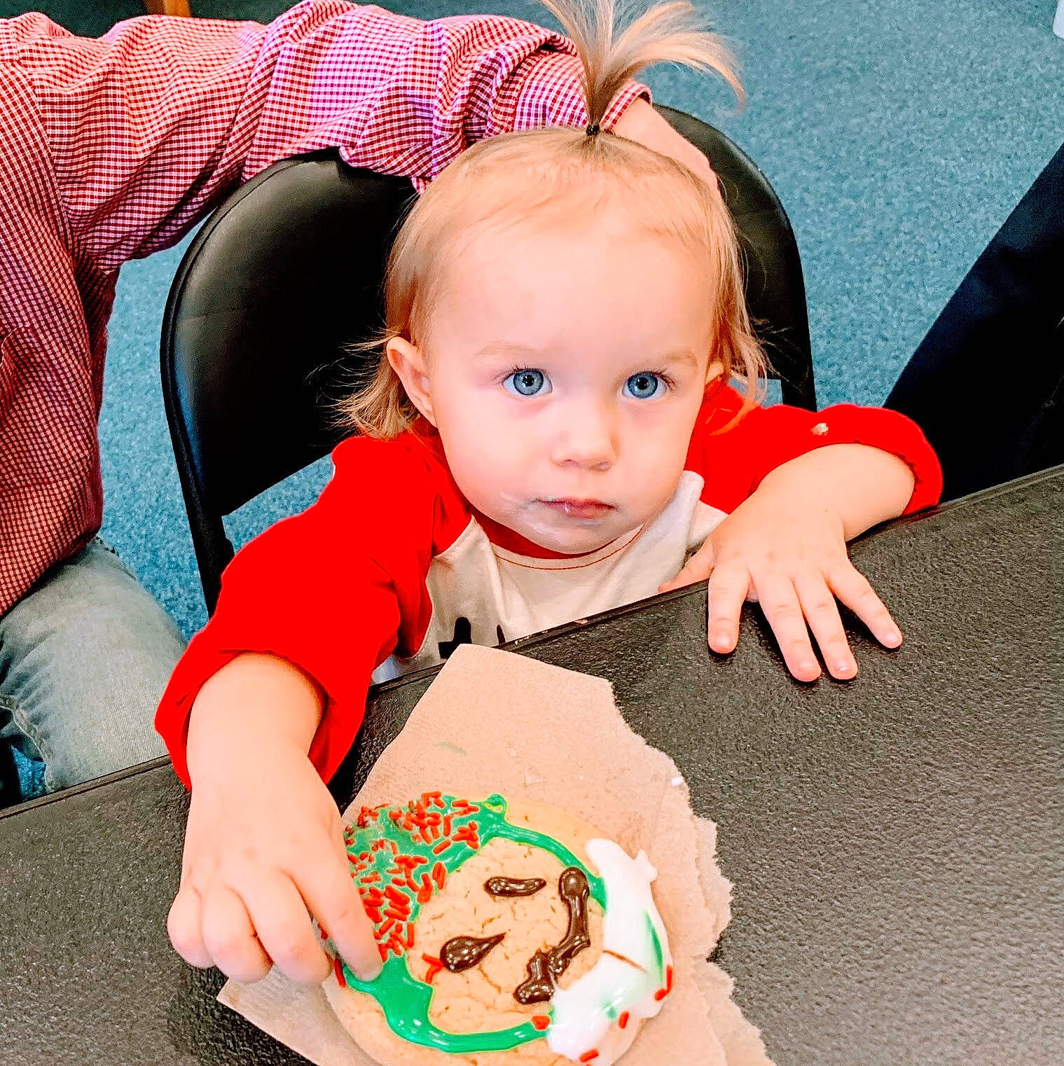 Emberly is registered to the contest to win money with this photo: baby, baked_goods, birthday, buttercream, cake, child, christmas, dessert, ear, food, holiday, party, person, play, sweetness, toddler