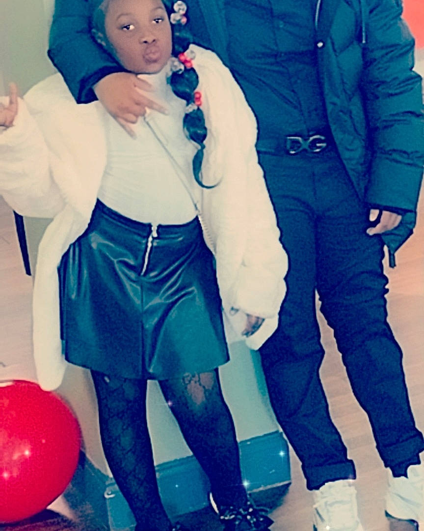 Zoey is registered to the contest to win money with this photo: blue, cool, denim, fashion, gesture, hat, headgear, human, leg, outerwear, person, photograph, shoe, sleeve, standing, style, textile, thigh, trousers, waist