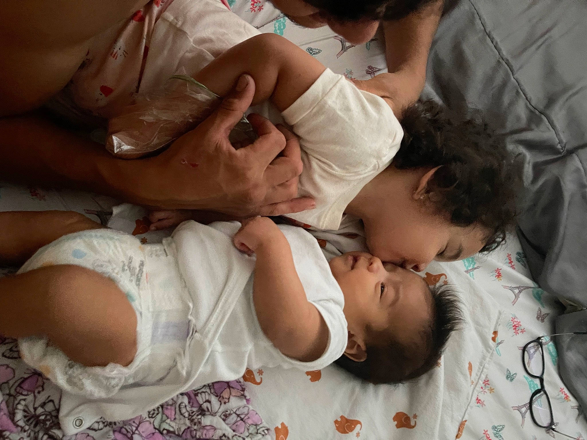 Evangeline is registered to the contest to win money with this photo: abdomen, baby, chest, child, comfort, elbow, event, flesh, fun, gesture, happy, love, mouth, nail, pattern, person, room, skin, t_shirt, toddler