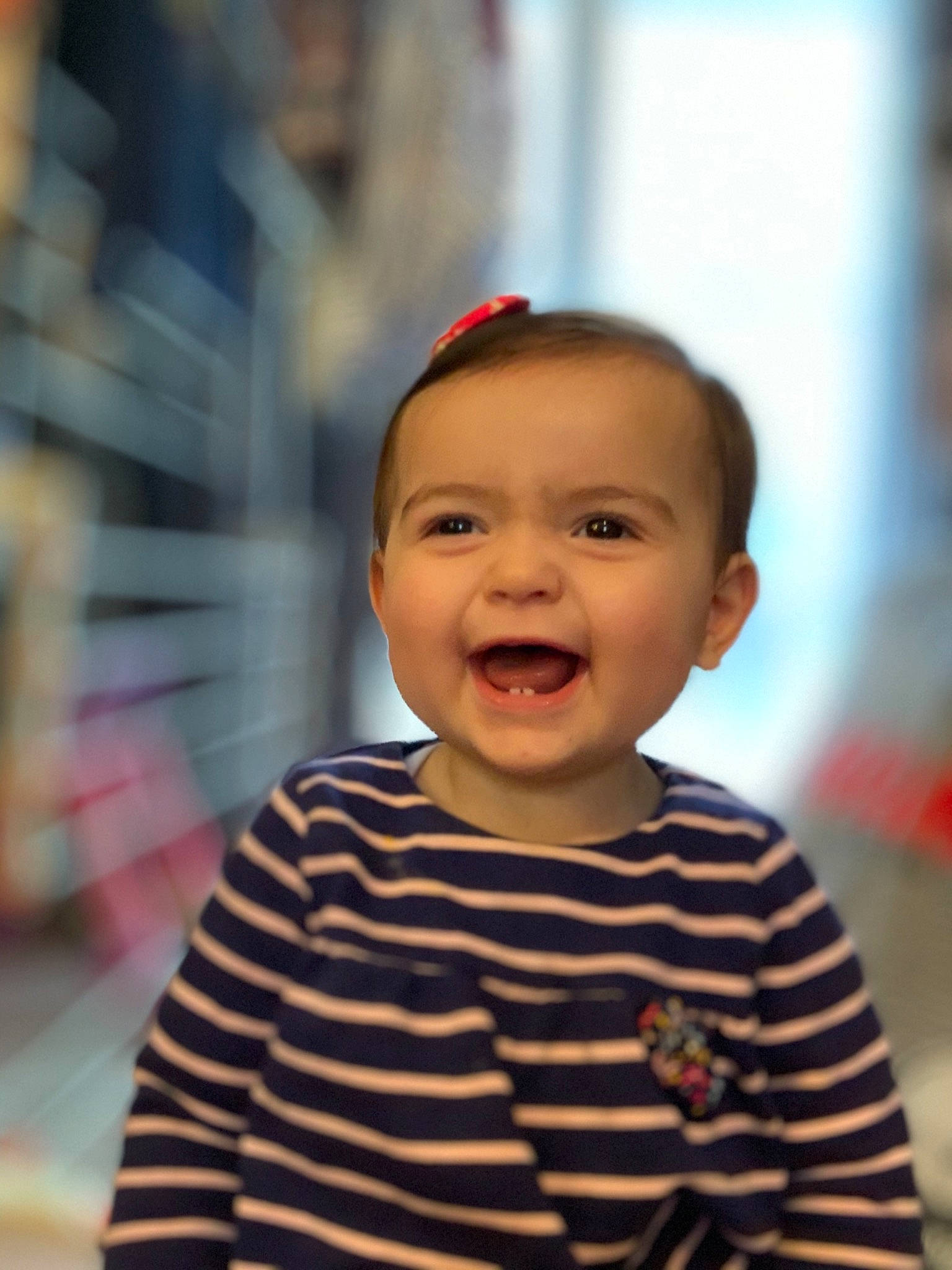 Léonie participe au concours pour gagner de l'argent avec cette photo : baby, beauty, cheek, child, chin, eye, face, facial_expression, happy, head, lip, person, skin, smile, toddler, vacation