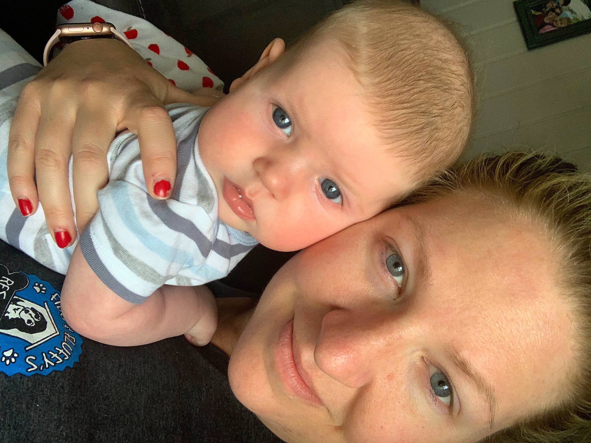 Jj is registered to the contest to win money with this photo: baby, cheek, child, chin, ear, eye, eyebrow, face, finger, forehead, fun, hand, head, iris, joy, lip, mouth, muscle, nose, person