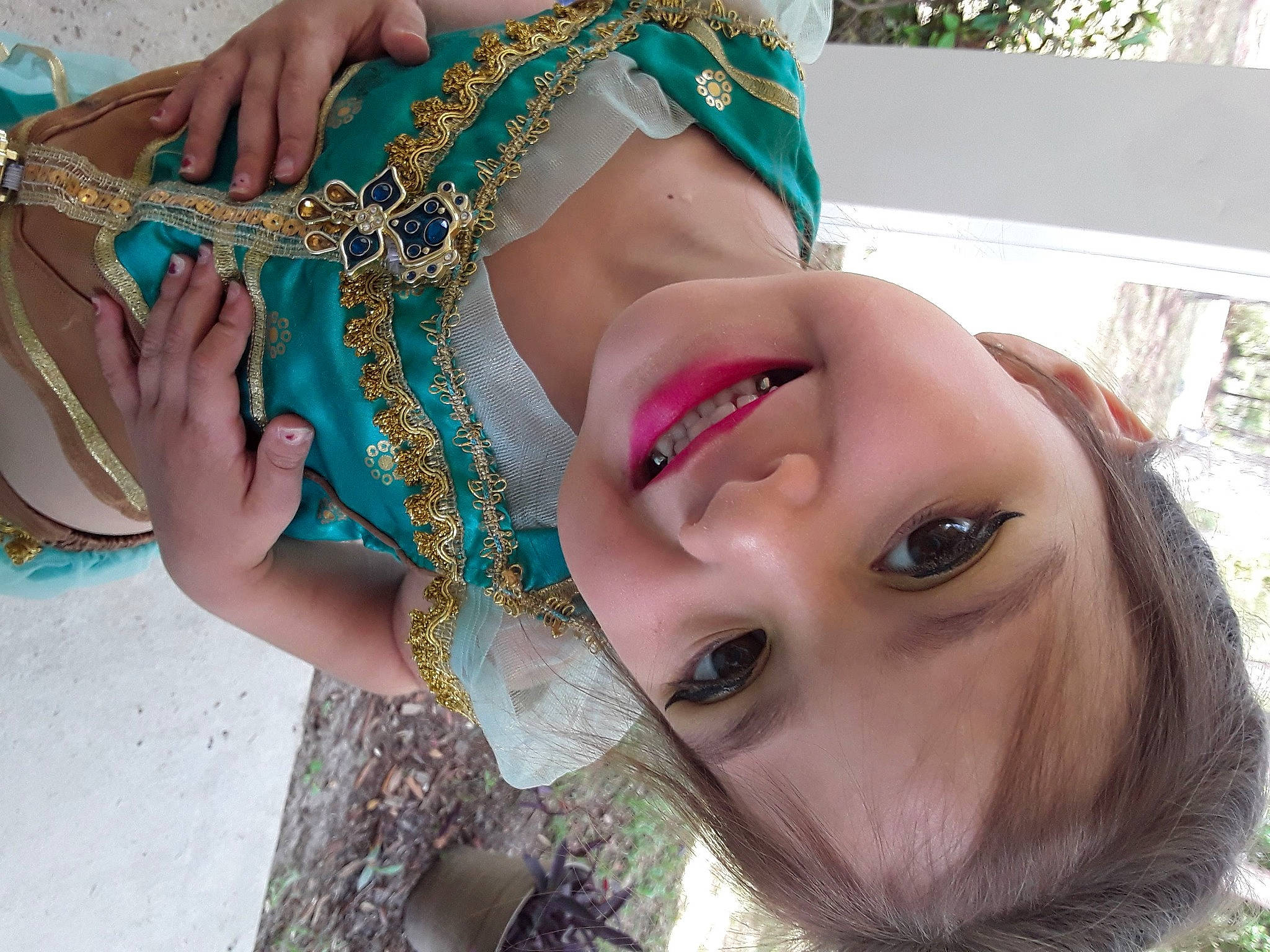 Rihanna is registered to the contest to win money with this photo: beauty, fashion_accessory, forehead, fun, hair_accessory, head, headgear, headpiece, joy, lip, mouth, person, smile