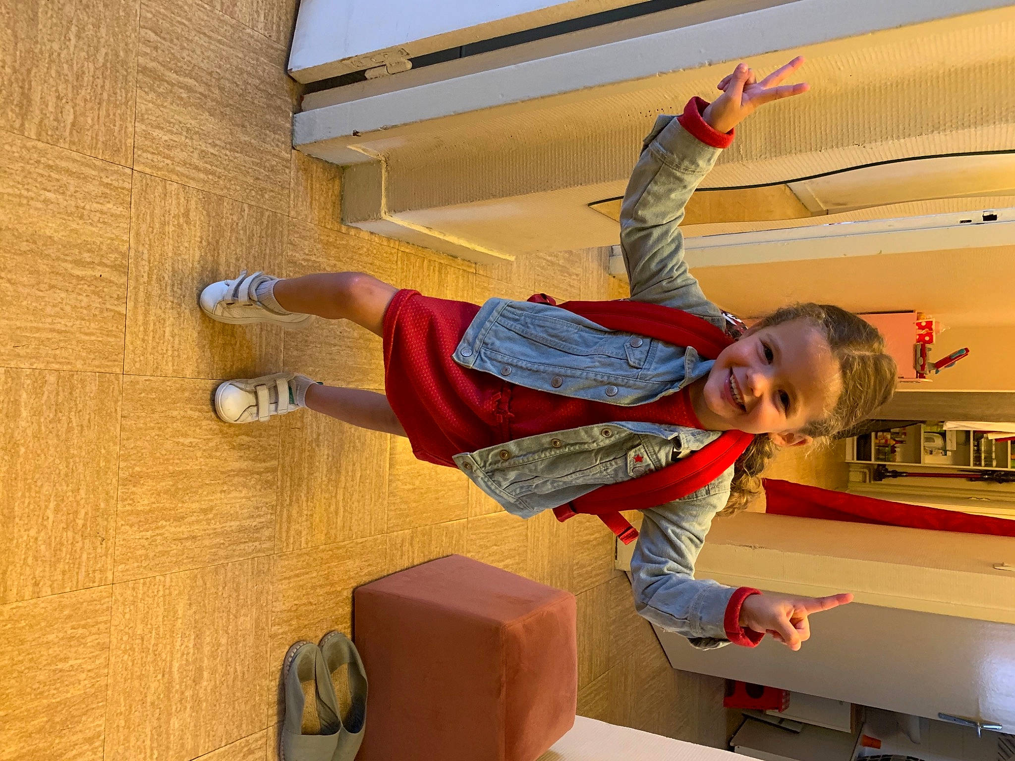 Selenia a rejoint le concours — aidez-le/la à gagner de superbes lots ! child, joy, person, play