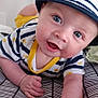 Tom a rejoint le concours — aidez-le/la à gagner de superbes lots ! baby, babylaughing, baseballcap, bodypart, bonnet, cap, clothing, crawling, face, happy, hat, head, pants, person, photography, portrait, sitting, smile, sunhat, t_shirt