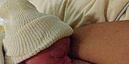 Soulayman a rejoint le concours — aidez-le/la à gagner de superbes lots ! newborn, baby, infant, hat, knit_hat, breastfeeding, feeding, skin, arm, hand, hospital, blanket, bed, person, sleeping, closeup, indoors, tender, care, love
