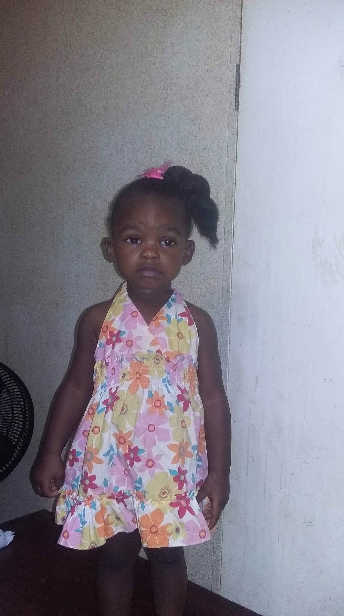 Yalanda is registered to the contest to win money with this photo: adaptation, child, neck, person, smile, toddler