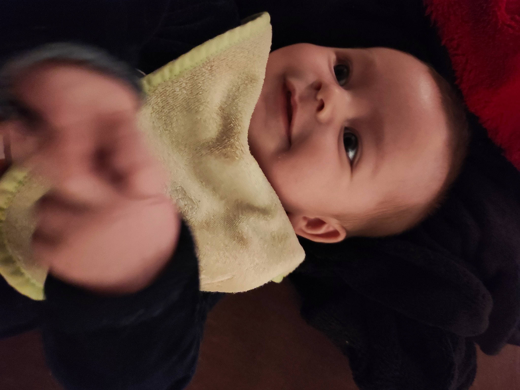 Alexis participe au concours pour gagner de l'argent avec cette photo : baby, cheek, chin, cool, ear, eyebrow, eyelash, flash_photography, forehead, gesture, happy, headgear, human_body, iris, joy, lip, mouth, nose, person, skin