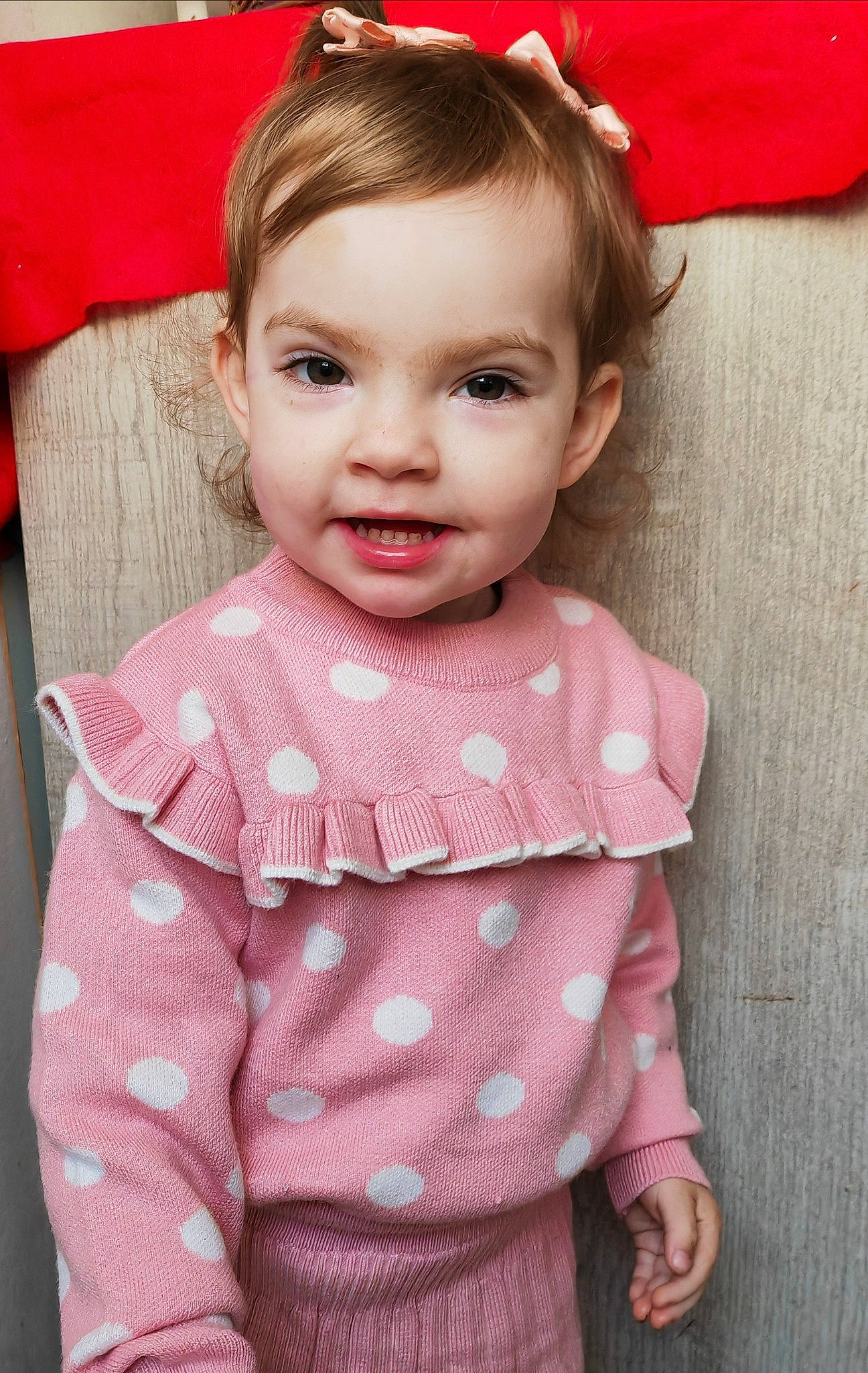 Cassidy a rejoint le concours — aidez-le/la à gagner de superbes lots ! baby_toddler_clothing, cheek, chin, dress, eye, eyelash, face, hair, head, iris, joy, lip, neck, outerwear, person, pink, product, skin, sleeve, smile