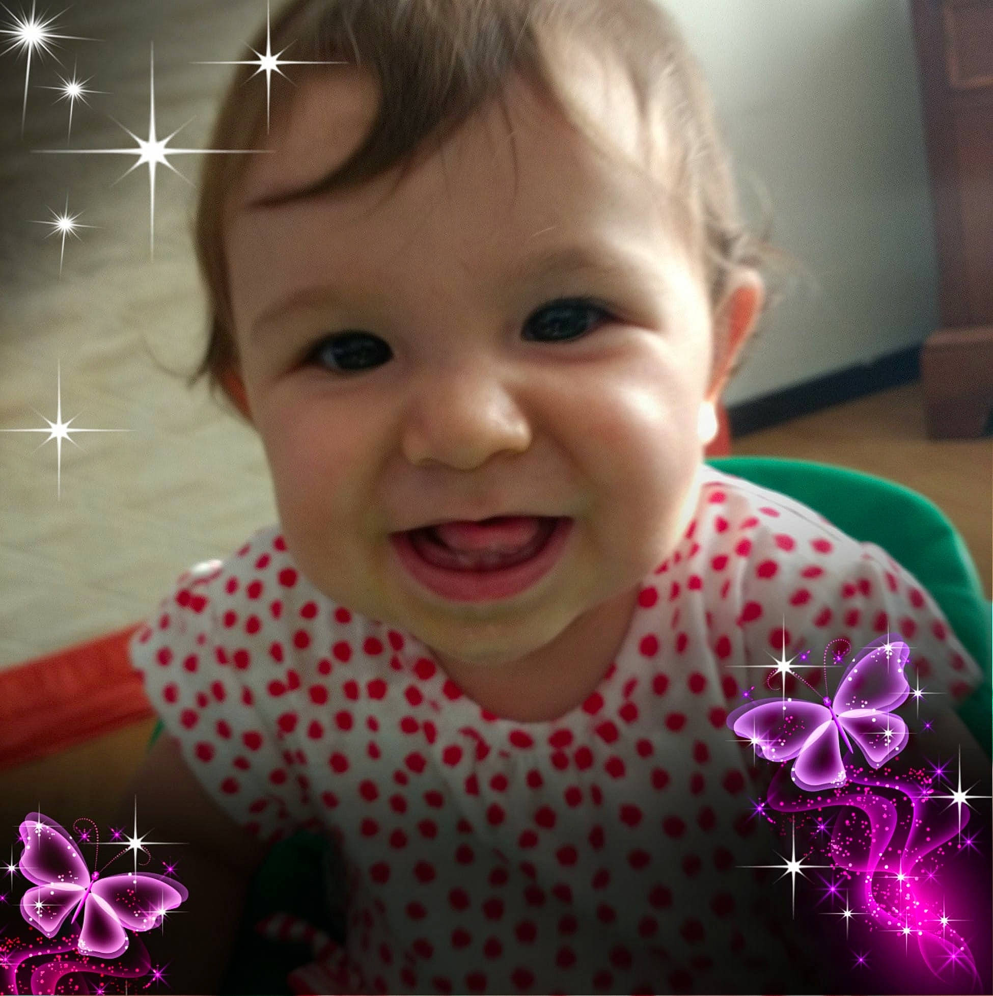 Camilla participe au concours pour gagner de l'argent avec cette photo : beauty, cheek, child, chin, day, emotion, eye, eyebrow, face, facial_expression, hair, hairstyle, head, human_hair_color, infant, joy, lip, nose, person, skin