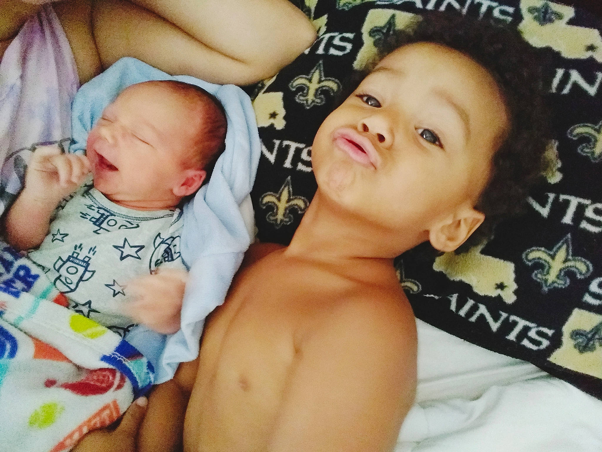 Carmelo is registered to the contest to win money with this photo: baby, baby_sleeping, birth, cheek, chest, child, cool, face, happy, head, human, love, muscle, nap, person, selfie, sibling, sleep, smile, toddler