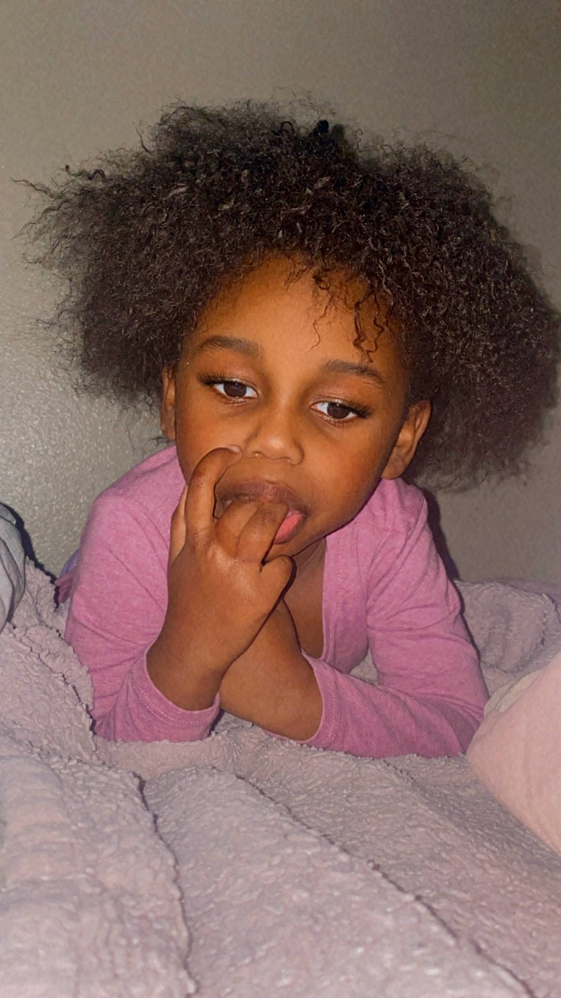 Malaysia is registered to the contest to win money with this photo: arm, cheek, chin, eye, eyebrow, eyelash, facial_expression, fashion, forehead, hair, hairstyle, head, human, jheri_curl, lip, mouth, nose, organ, person, skin