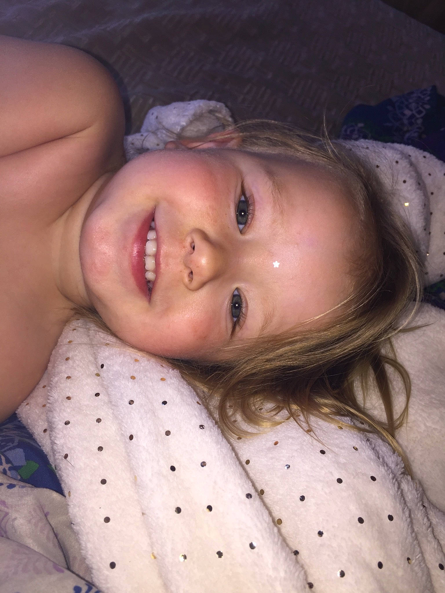 Nevari is registered to the contest to win money with this photo: baby, beauty, cheek, child, chin, close_up, eye, eyebrow, face, forehead, head, iris, joy, lip, mouth, muscle, neck, nose, organ, person