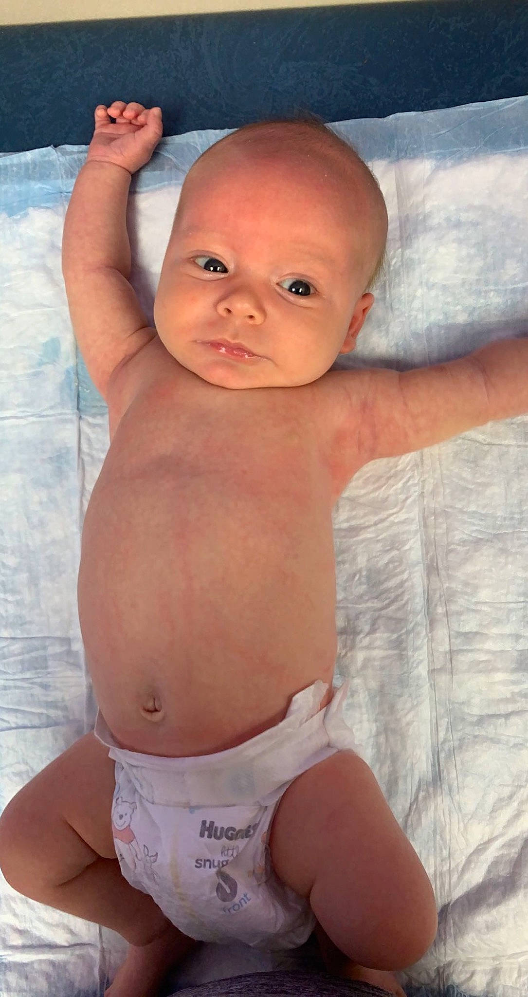 Elliot is registered to the contest to win money with this photo: abdomen, baby, bathing, cheek, chest, child, eye, finger, human_body, joint, leg, mouth, muscle, neck, nose, person, skin, stomach, thumb, toddler