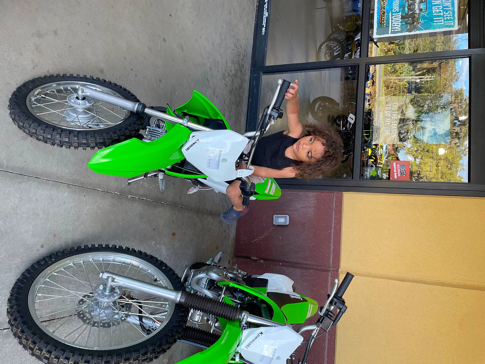 Tay joined the competition — help win amazing prizes! automotive_tire, bicycle, bicycle_fork, bicycle_frame, bicycle_handlebar, bicycle_hub, bicycle_part, bicycle_saddle, bicycle_tire, bicycle_wheel, bicycle_wheel_rim, bicycles_equipment_and_supplies, crankset, green, hub_gear, mode_of_transport, motor_vehicle, person, tire, wheel