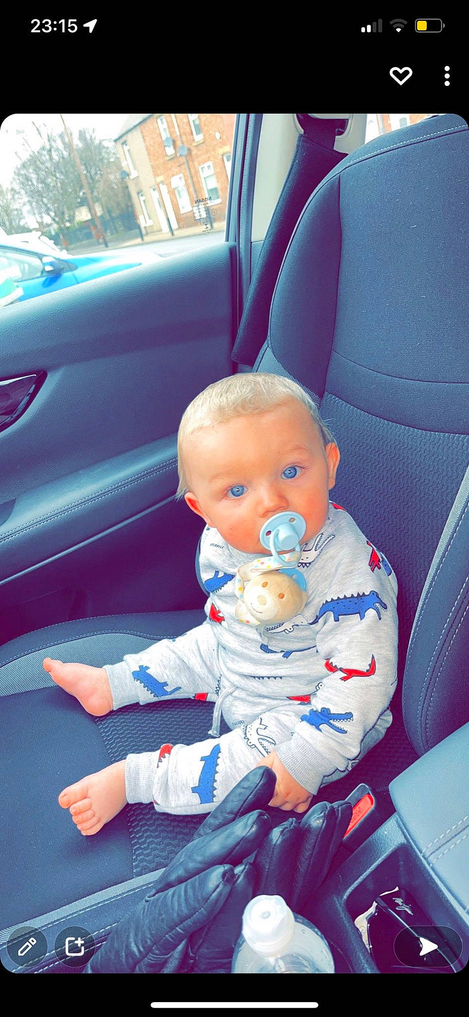 Leo is registered to the contest to win money with this photo: auto_part, automotive_design, automotive_exterior, automotive_lighting, baby, baby_in_car_seat, baby_toddler_clothing, car, car_seat, car_seat_cover, electric_blue, hood, mode_of_transport, motor_vehicle, person, personal_luxury_car, product, steering_wheel, toddler, vehicle
