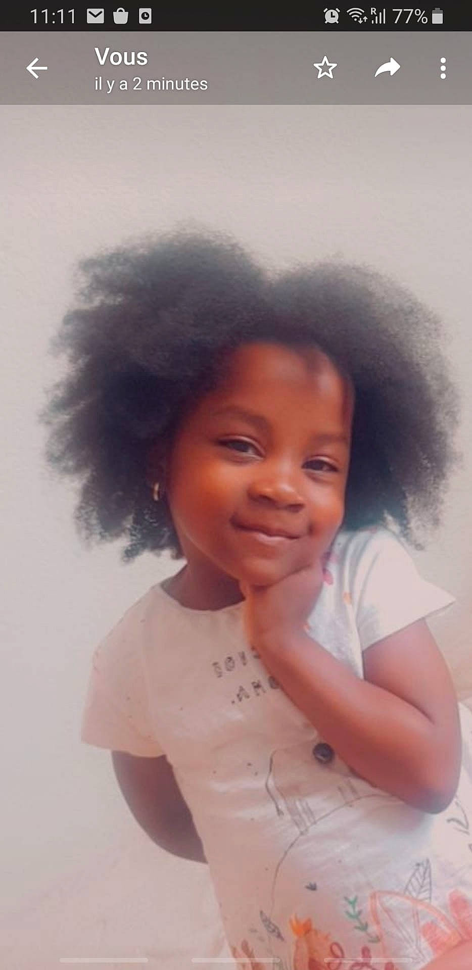 Naïs a rejoint le concours — aidez-le/la à gagner de superbes lots ! afro, baby_toddler_clothing, black, black_hair, cheek, child, chin, eyebrow, forehead, hairstyle, happy, iris, joy, lip, organ, person, portrait, portrait_photography, shoulder, skin