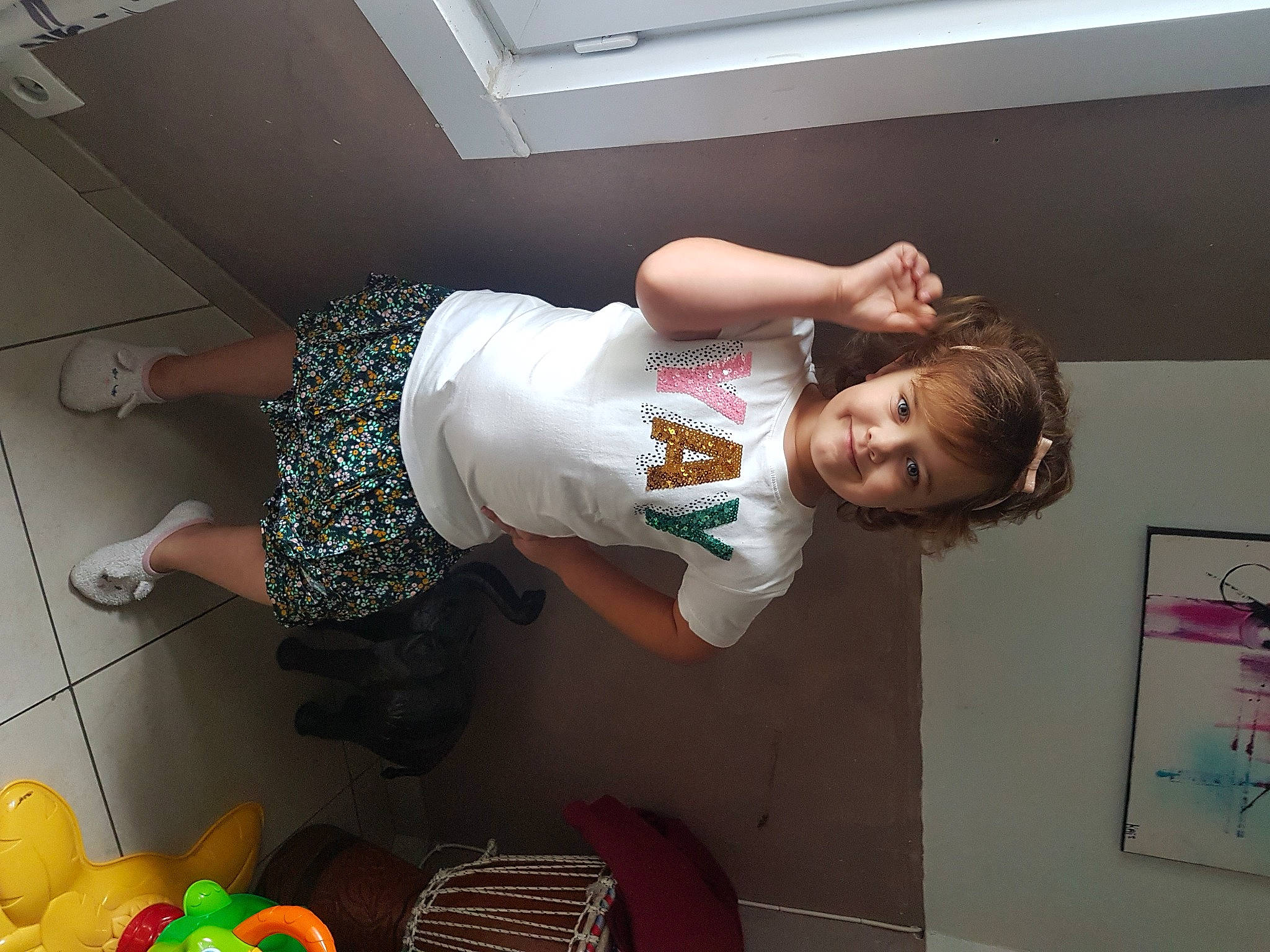 Manon participe au concours pour gagner de l'argent avec cette photo : baby, child, joy, person, play, toddler