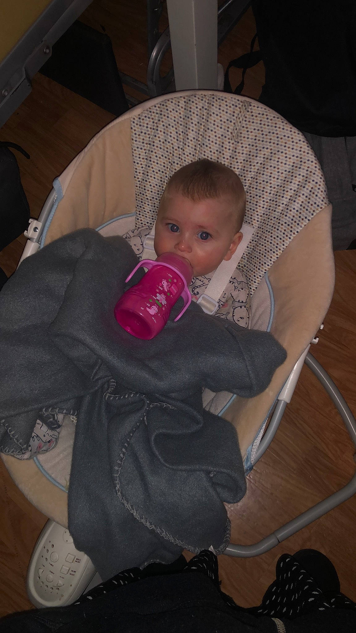 Myriam Batsheva a rejoint le concours — aidez-le/la à gagner de superbes lots ! baby, baby_products, child, person, product, sitting, skin, toddler