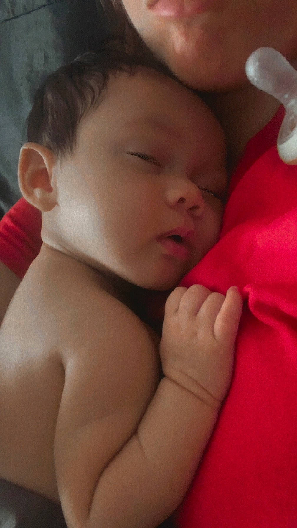 Asiyah is registered to the contest to win money with this photo: arm, baby, cheek, chin, comfort, ear, eyebrow, eyelash, facial_expression, finger, gesture, joint, lip, mouth, muscle, neck, nose, person, shoulder, skin