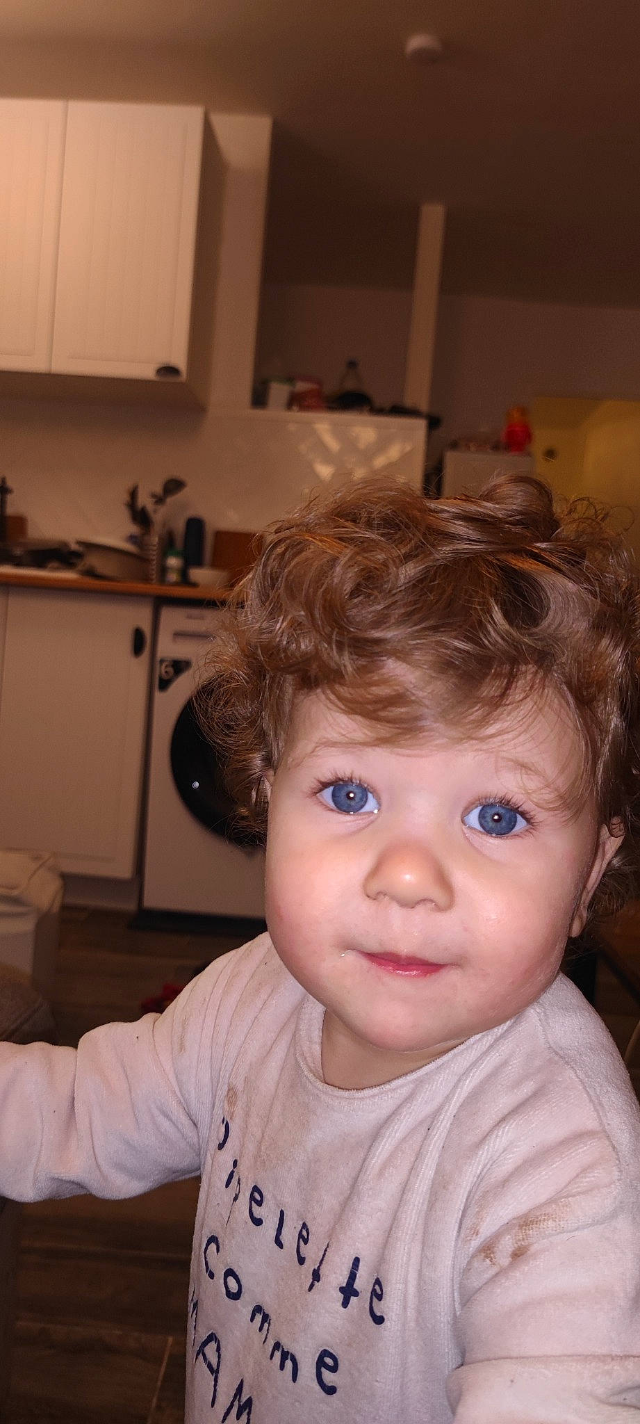 Aya participe au concours pour gagner de l'argent avec cette photo : baby, cheek, child, chin, ear, eye, eyebrow, eyelash, forehead, fun, happy, iris, kitchen_appliance, lip, mouth, neck, nose, person, skin, smile