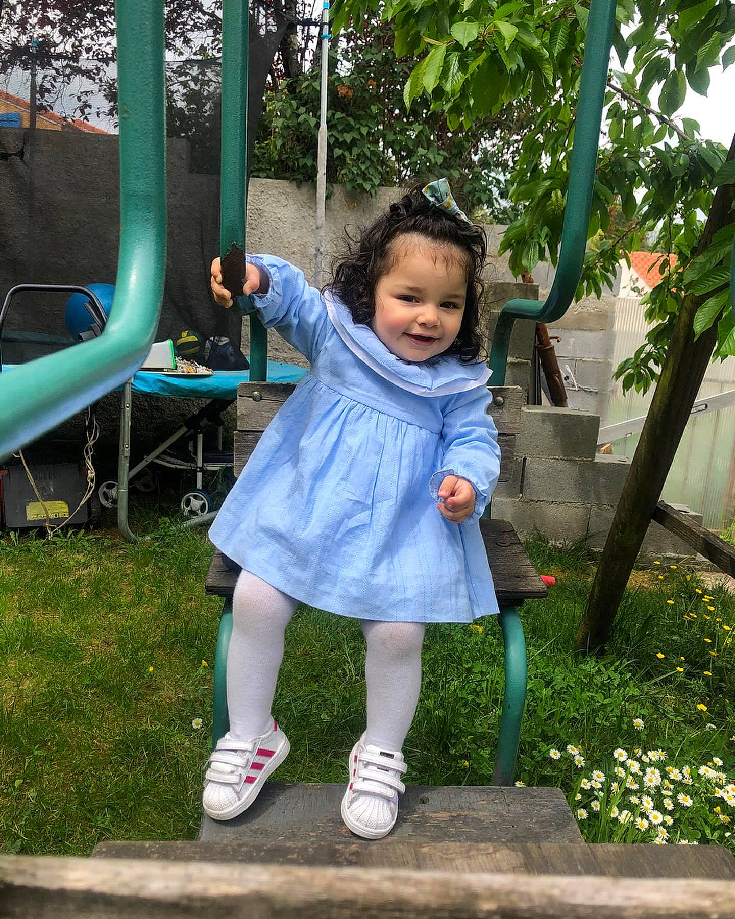 Layli participe au concours pour gagner de l'argent avec cette photo : baby_toddler_clothing, backyard, child, chute, day_dress, garden, human_settlement, lavender, outdoor_play_equipment, park, person, playground, playground_slide, public_space, spring, toddler, yard