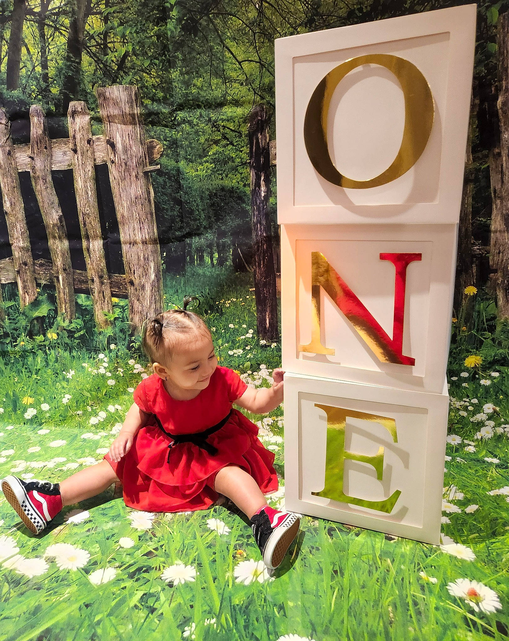 Freya joined the competition — help win amazing prizes! botany, circle, fun, garden, grass, green, groundcover, hat, landscape, lawn_ornament, leaf, leisure, nature, people_in_nature, person, plant, sign, sitting, tree, wood