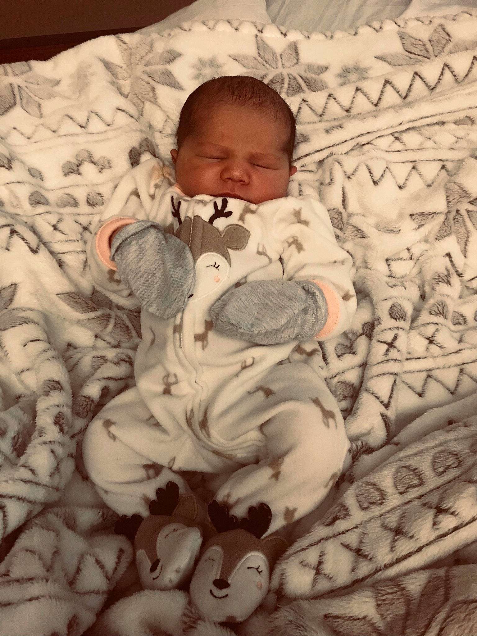 Kinsley is registered to the contest to win money with this photo: baby, baby_products, baby_safety, baby_sleeping, baby_toddler_clothing, bed, bedding, bedtime, cheek, child, comfort, linens, mouth, nap, pattern, person, room, skin, toddler, visual_arts