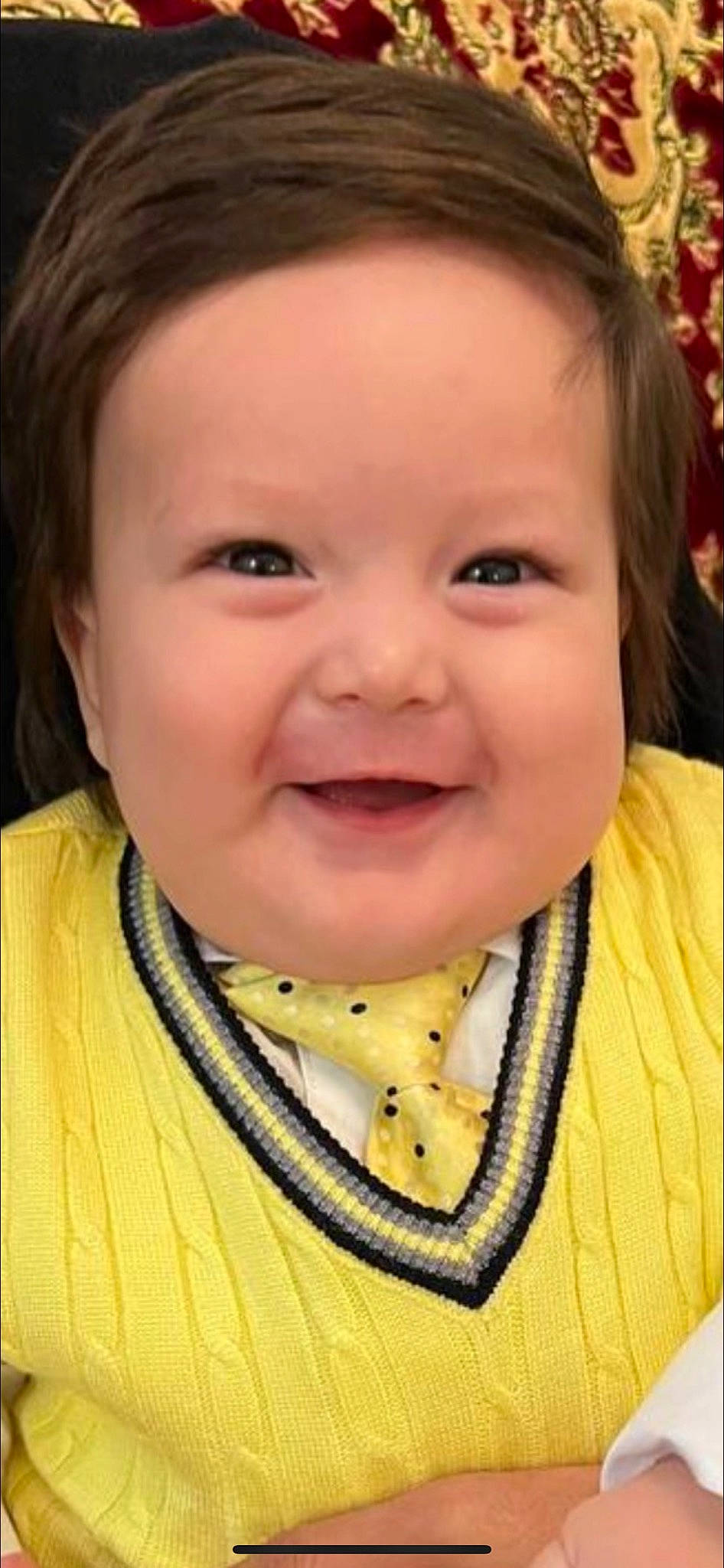 Abu Bakr is registered to the contest to win money with this photo: baby, baby_toddler_clothing, beauty, cheek, chin, collar, eyebrow, eyelash, facial_expression, forehead, happy, iris, joy, lip, mouth, nose, outerwear, person, skin, sleeve
