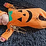 Eva a rejoint le concours — aidez-le/la à gagner de superbes lots ! baby, blanket, bodypart, bonnet, cap, clothing, costume, face, finger, hand, hat, head, hood, hosiery, newborn, person, photography, portrait, sleeping, sock