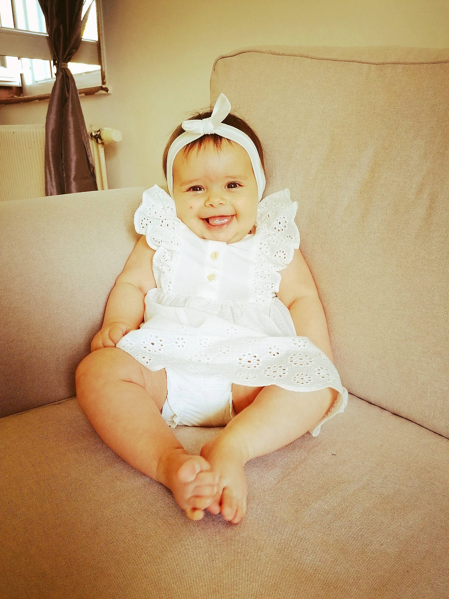 Milana a rejoint le concours — aidez-le/la à gagner de superbes lots ! arm, baby, baby_toddler_clothing, barefoot, comfort, dress, embellishment, eye, face, flash_photography, foot, fun, happy, human_body, iris, joy, leg, person, skin, smile