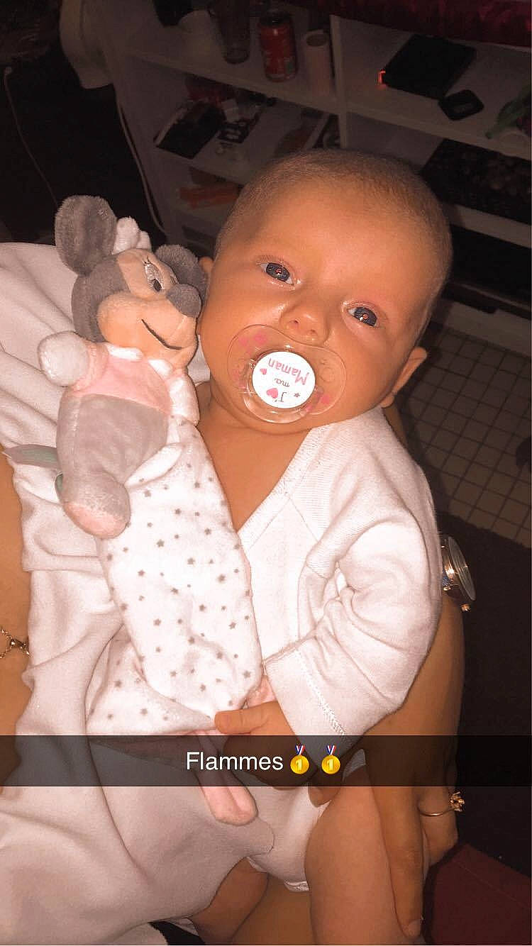 Lëyah a rejoint le concours — aidez-le/la à gagner de superbes lots ! baby, baby_products, birth, cheek, child, ear, mouth, nose, person, photo_caption, product, toddler