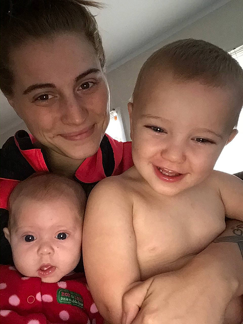 Miiamour is registered to the contest to win money with this photo: baby, cheek, child, chin, eye, face, facial_expression, fun, happy, head, human, iris, joy, lip, mouth, muscle, nose, people, person, skin