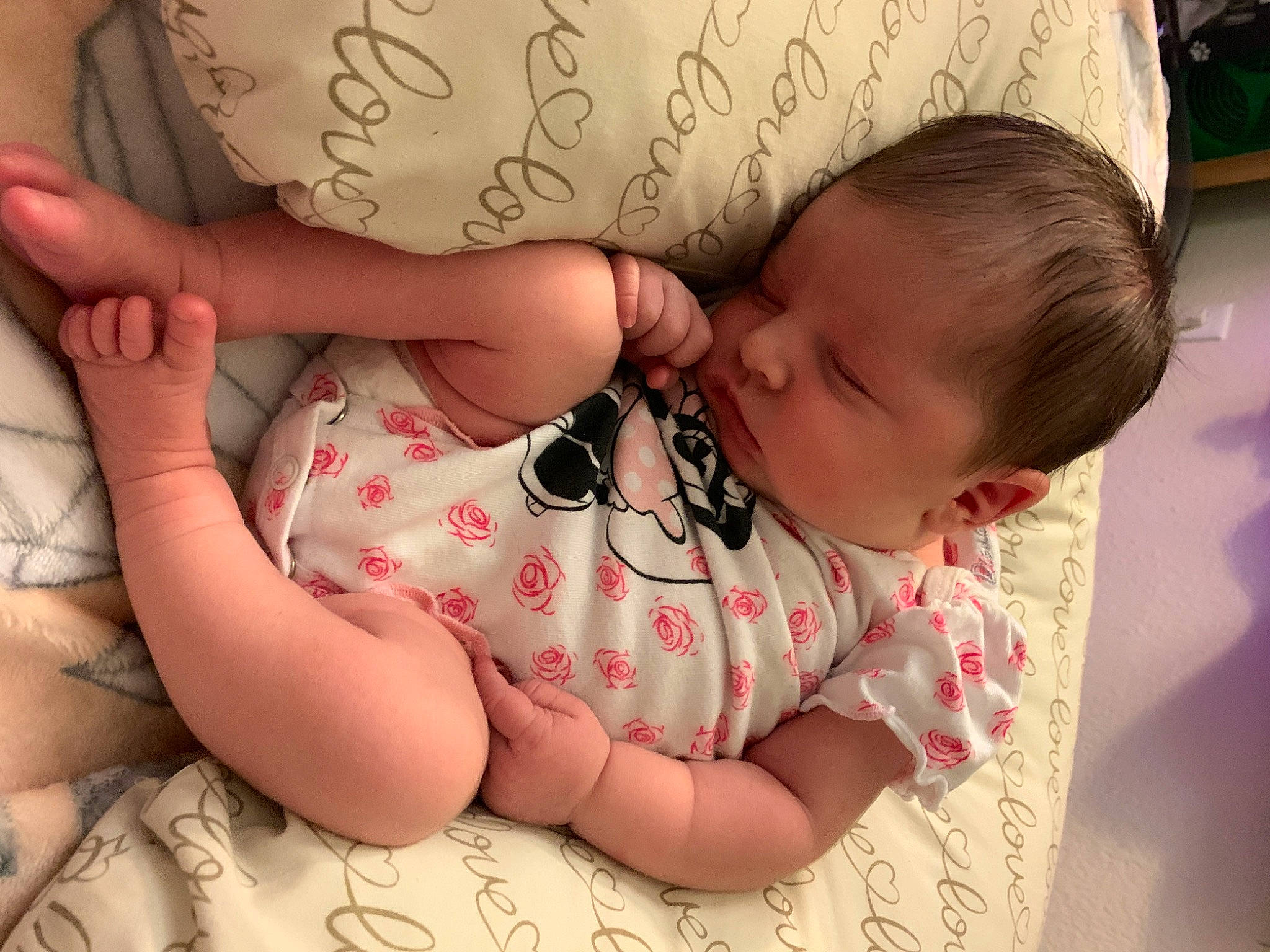 Cleopatra joined the competition — help win amazing prizes! arm, baby, baby_sleeping, bedtime, birth, cheek, child, ear, finger, gesture, hand, happy, human, leg, love, mouth, nap, nose, person, skin