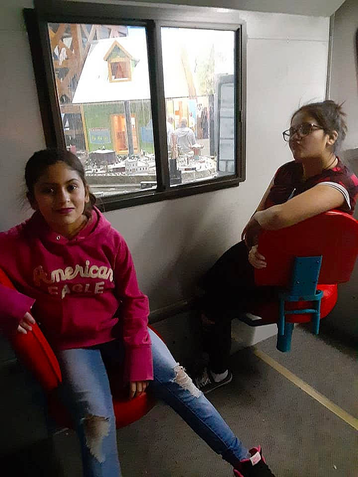 Daniella is registered to the contest to win money with this photo: fun, joy, leg, leisure, person, sitting, thigh