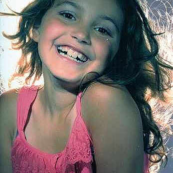 Iman participe au concours pour gagner de l'argent avec cette photo :