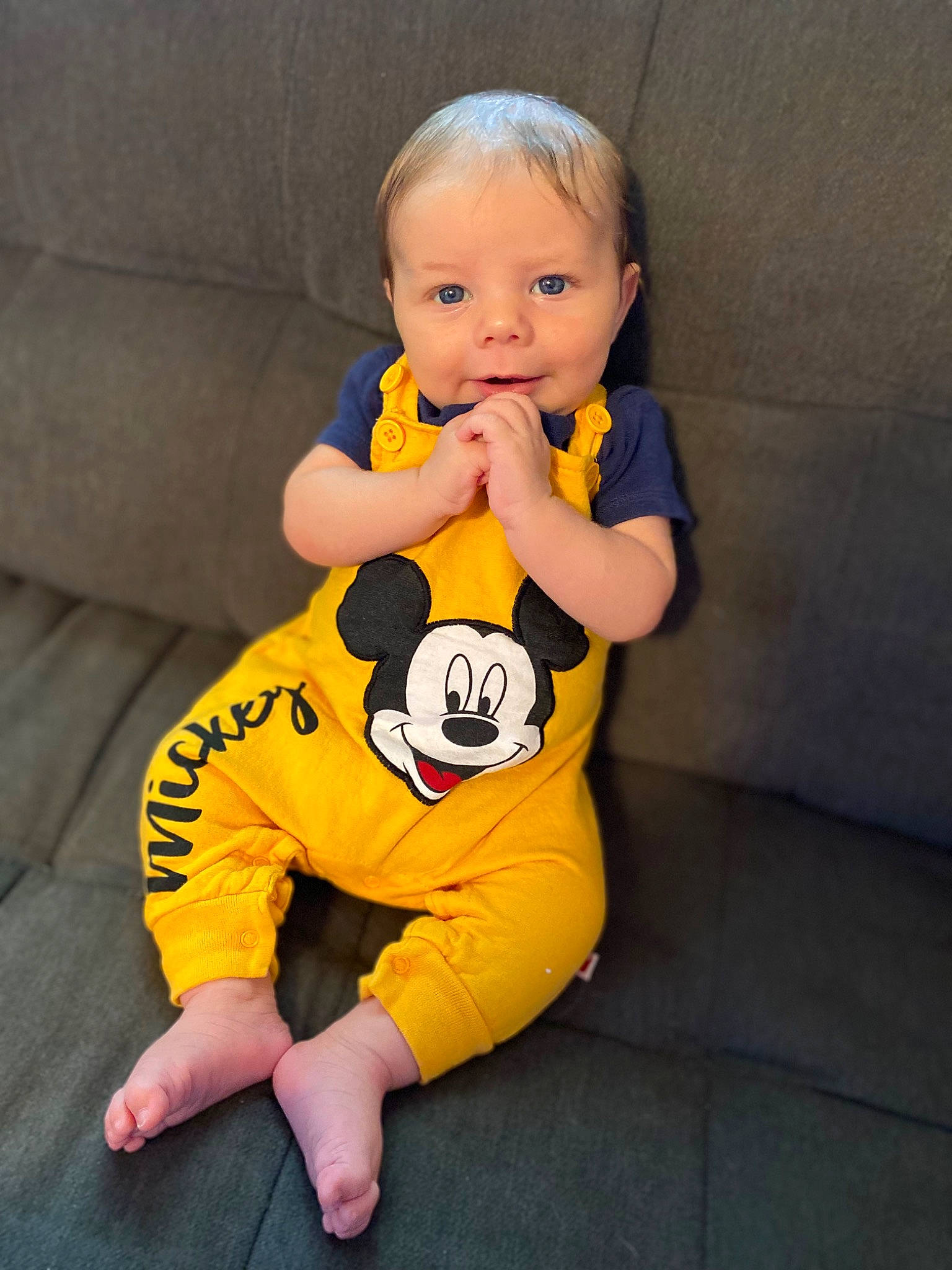 Phoenix is registered to the contest to win money with this photo: baby, baby_toddler_clothing, cheek, child, comfort, eye, flash_photography, floor, flooring, happy, head, human_body, knee, person, sleeve, smile, sportswear, t_shirt, thigh, thumb