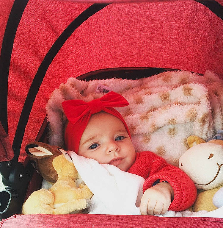 Catalia participe au concours pour gagner de l'argent avec cette photo : baby, baby_products, baby_sleeping, baby_toddler_clothing, beauty, cap, cheek, child, comfort, finger, headgear, headwear, linens, mouth, organ, person, pink, product, skin, textile