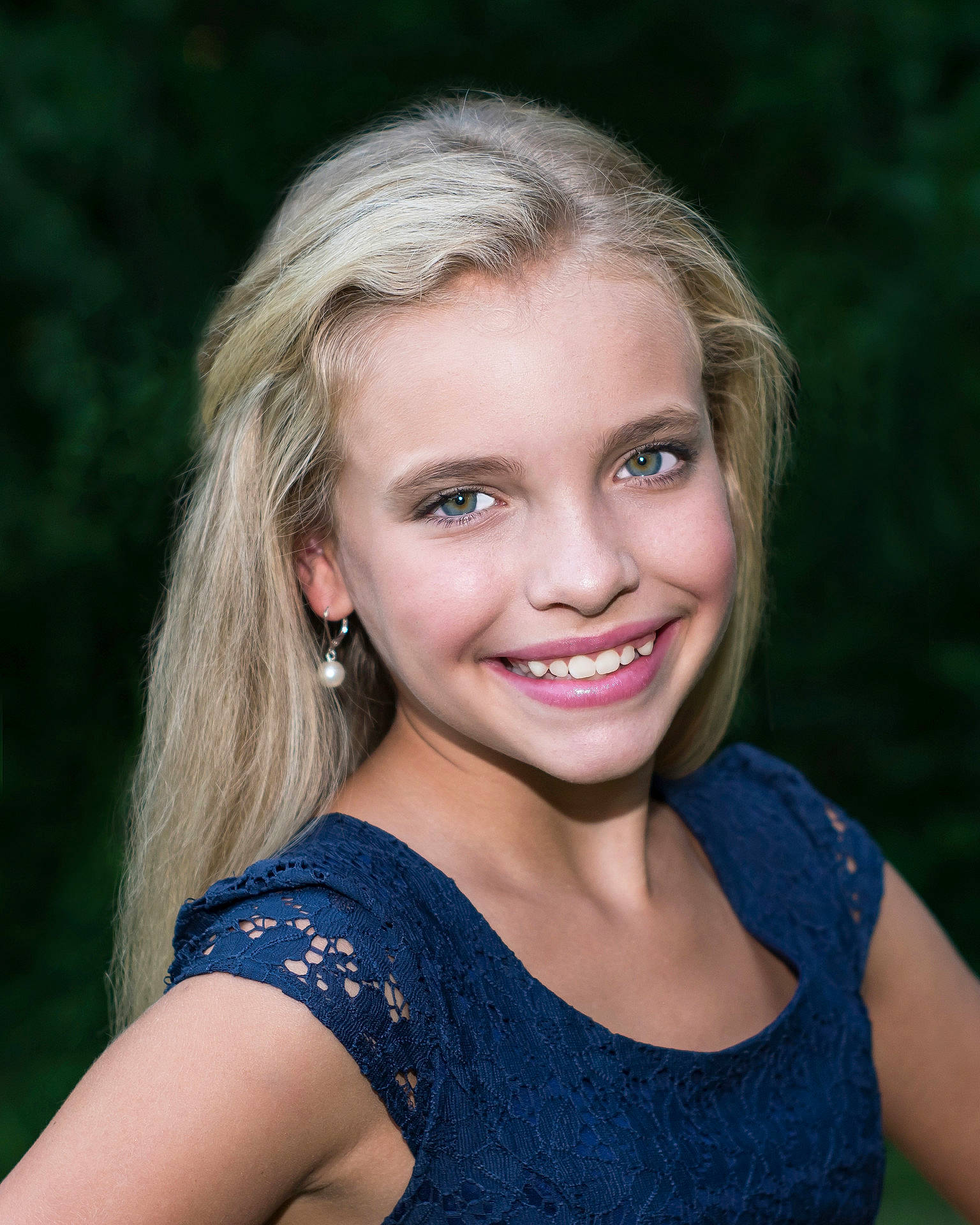 Madi is registered to the contest to win money with this photo: beauty, blond, brown_hair, cheek, eye, face, facial_expression, girl, hair, hairstyle, human_hair_color, iris, joy, lady, long_hair, person, photo_shoot, photography, portrait, portrait_photography