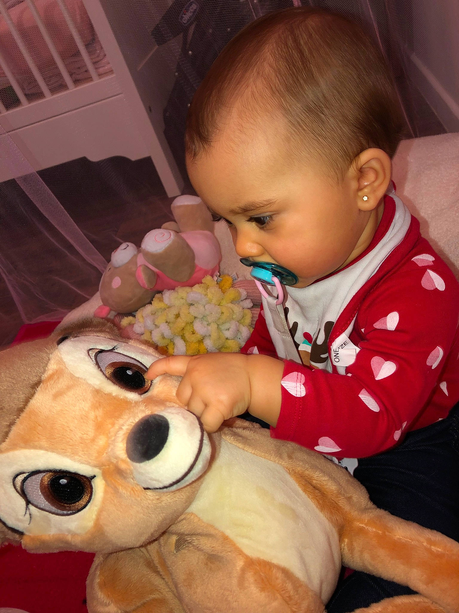 Shelsea a rejoint le concours — aidez-le/la à gagner de superbes lots ! baby, cheek, child, ear, fawn, nose, person, plush, skin, stuffed_toy, teddy_bear, toddler, toy